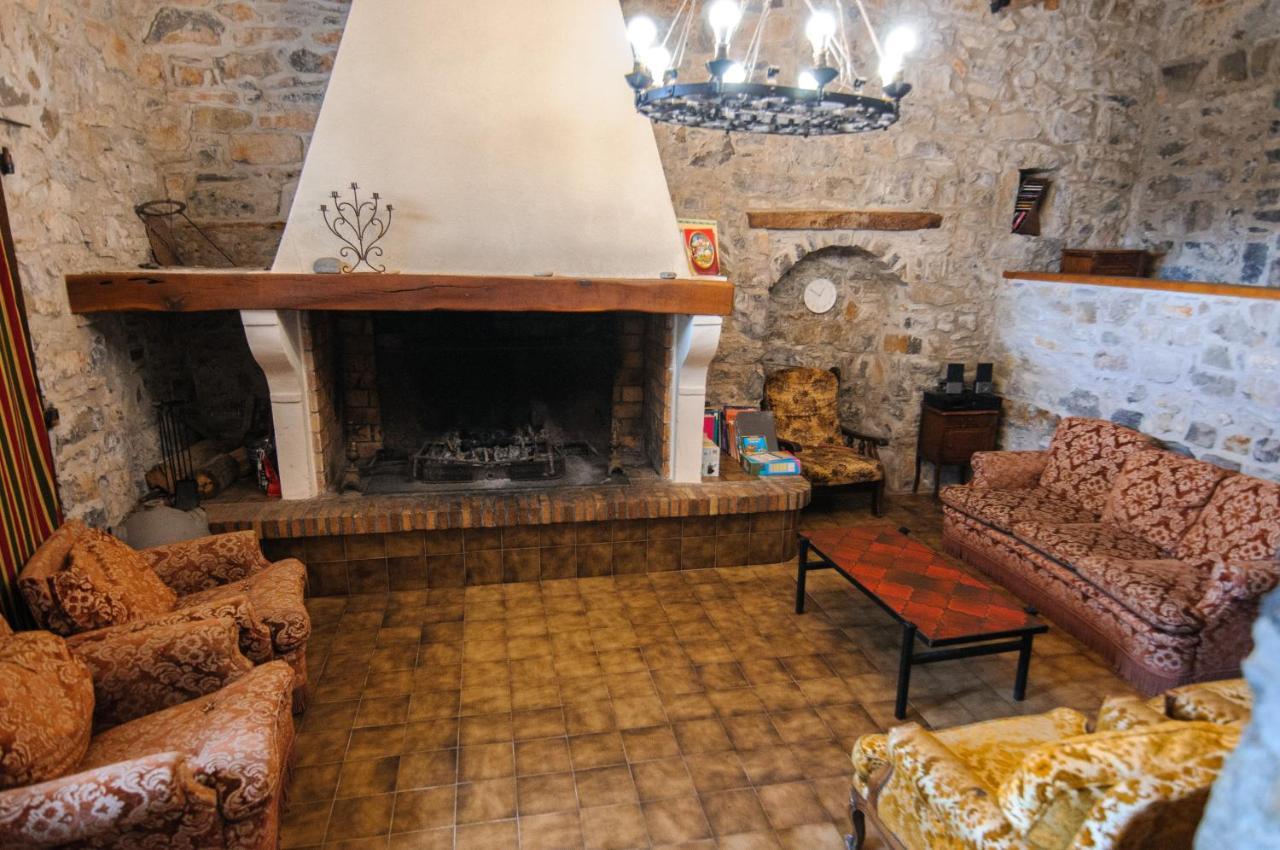Chateau Le Villarel Brissac Εξωτερικό φωτογραφία